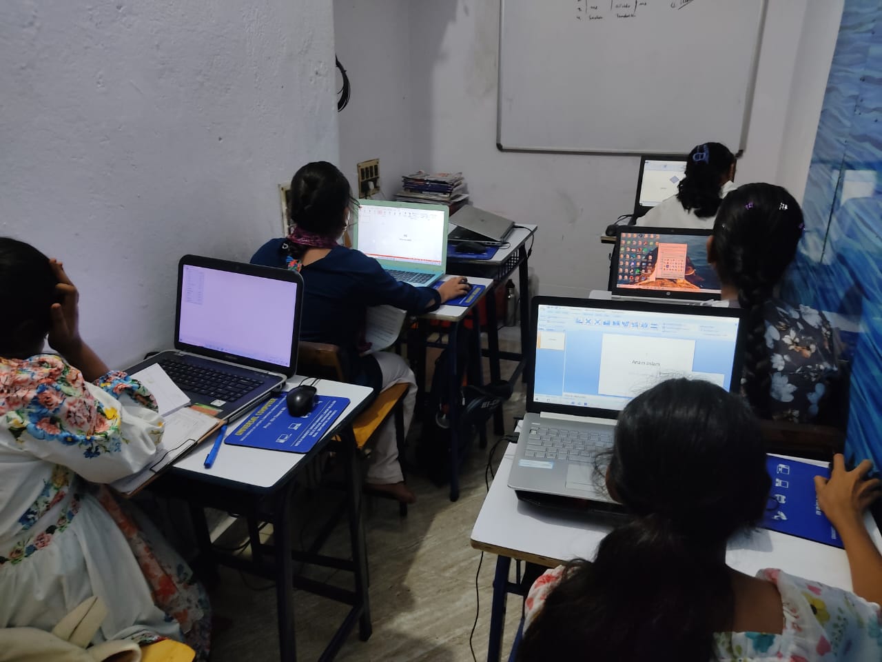 CLASSROOM institute photo 12